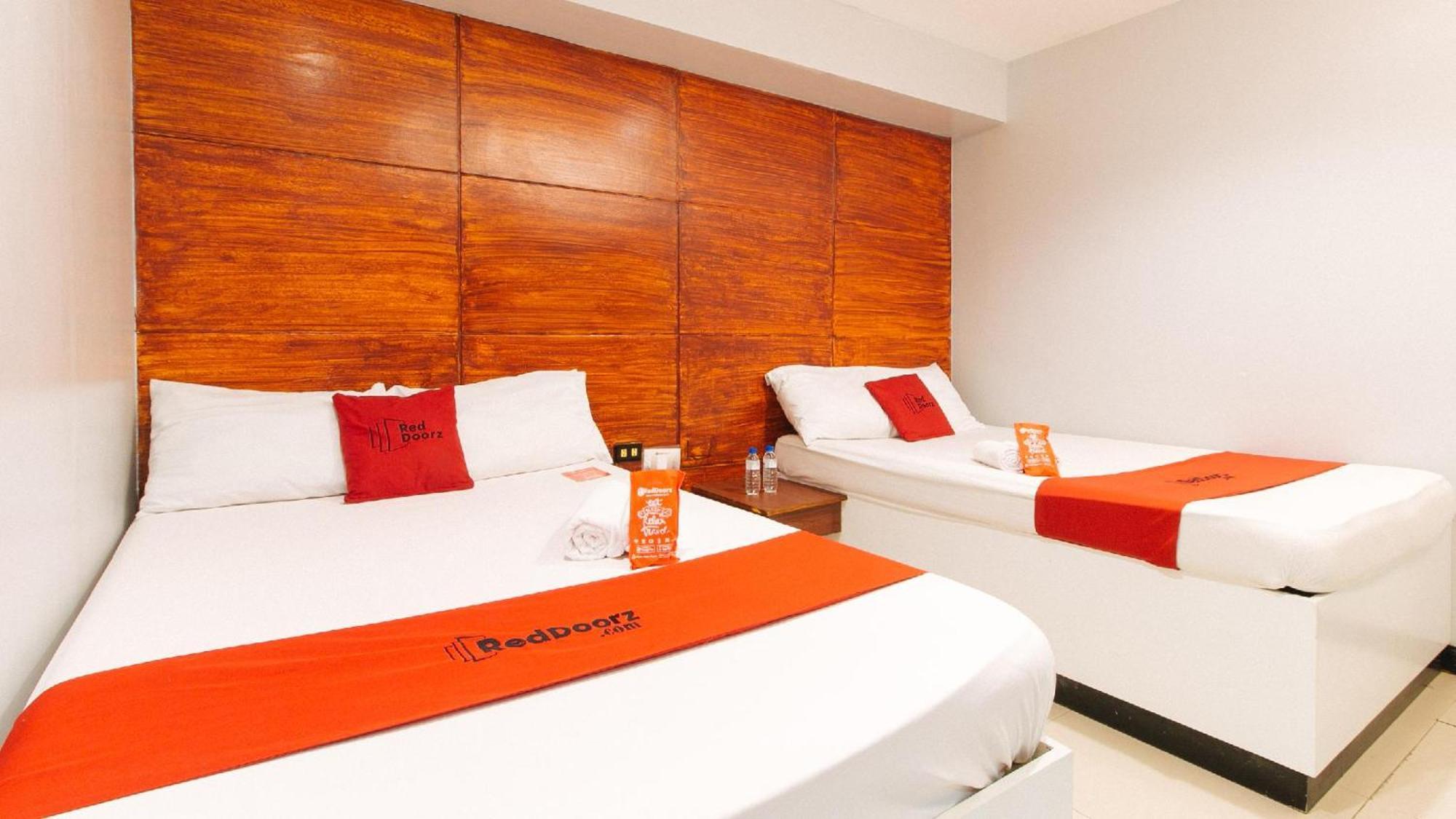 Reddoorz At Homa Resort Hotel Santiago  Kültér fotó